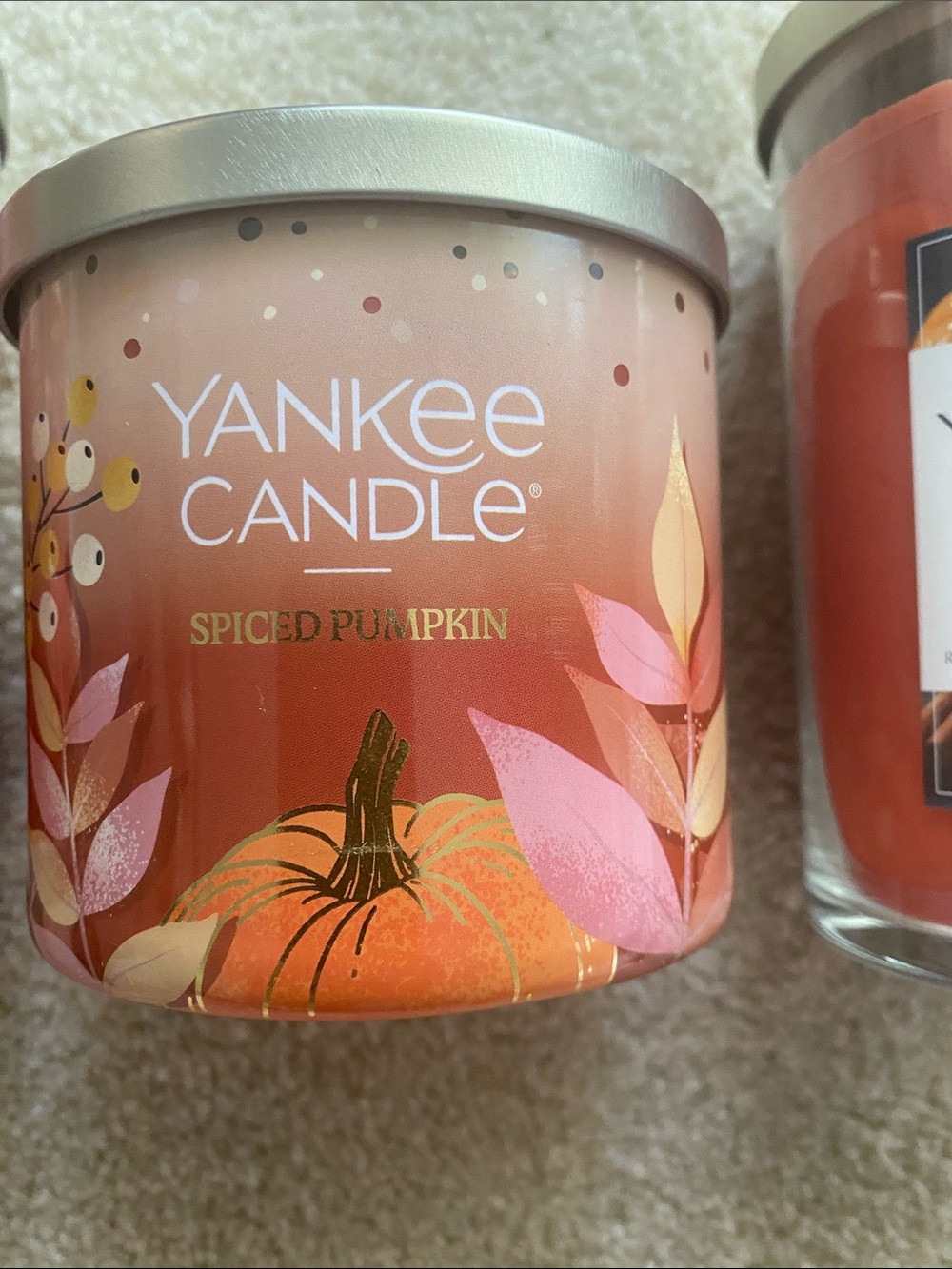 3 new candle bundle of Yankee candles! - Picture 3 of 6